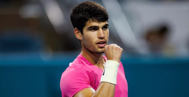 前对希顿进 前对希顿进