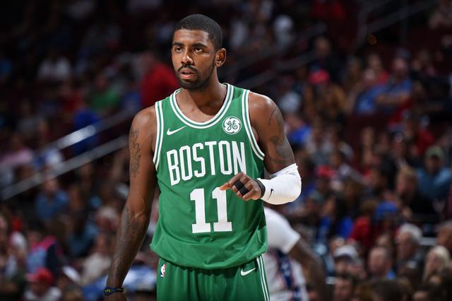 他身处一个 他身处一个