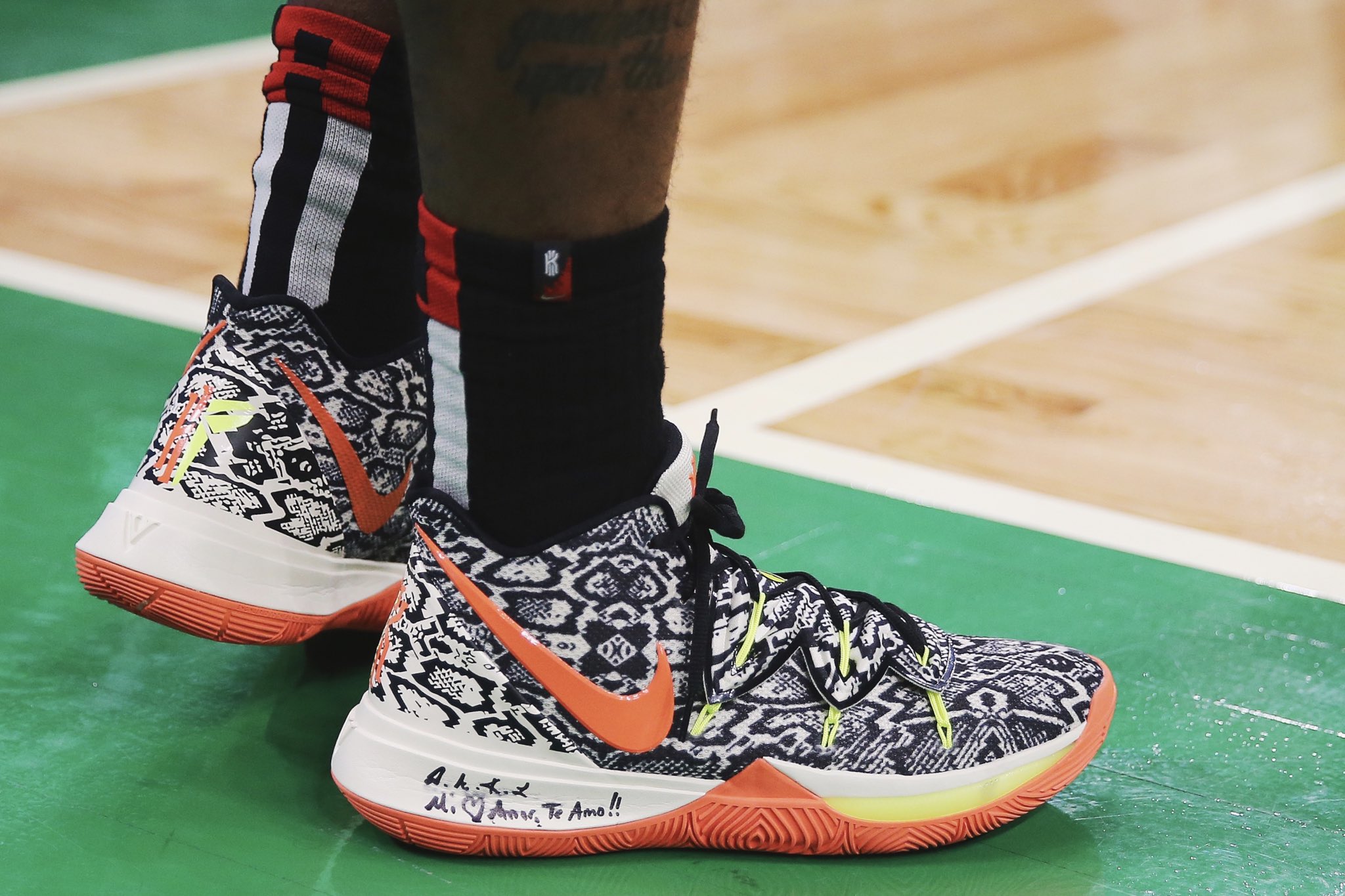 收窄站位 收窄站位